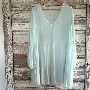 Flowing sea foam daydreamer dress